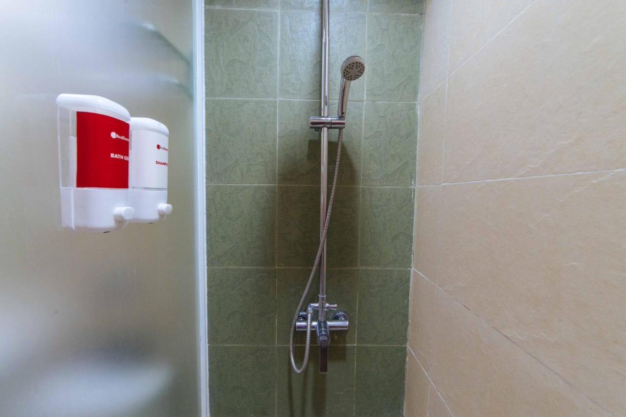 فندق Reddoorz Premium @ The Ritz Garden Oases Davao City المظهر الخارجي الصورة