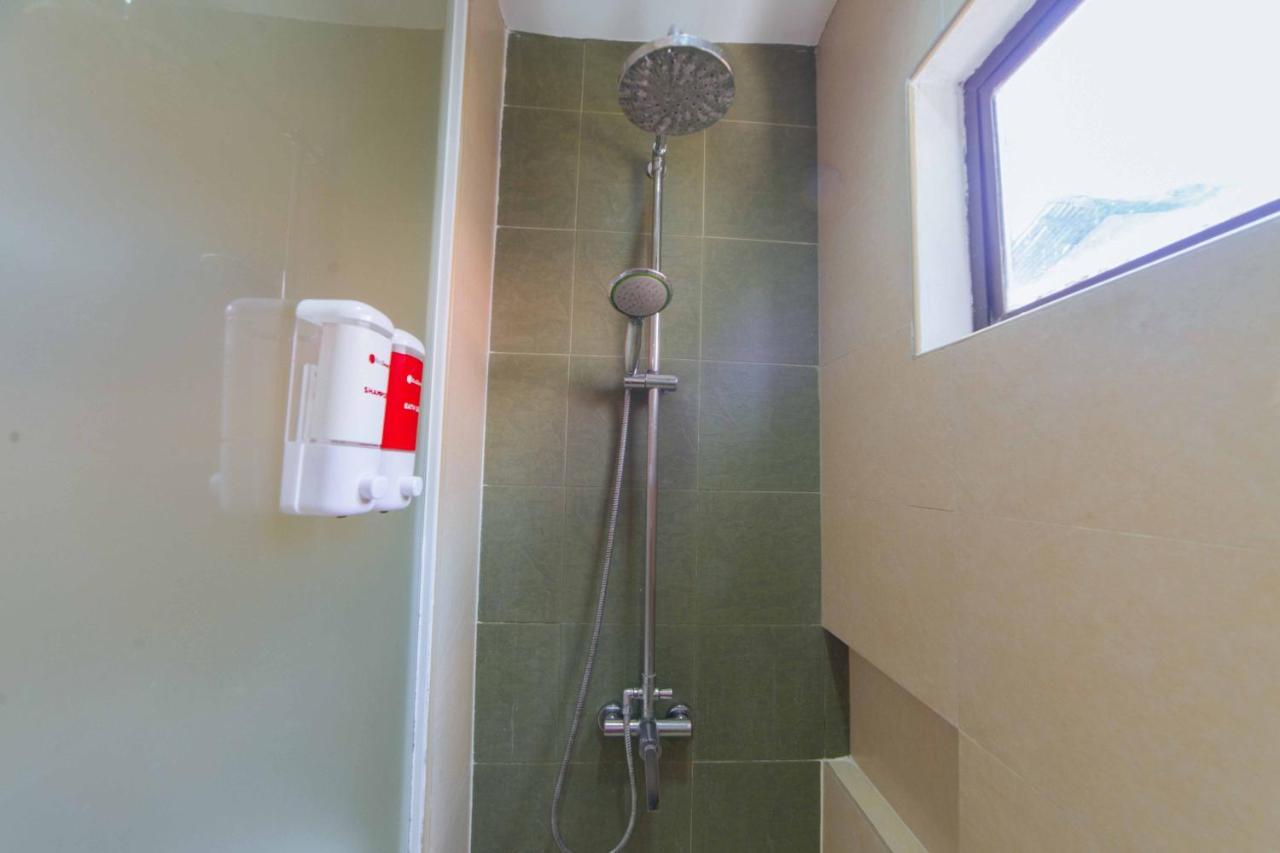 فندق Reddoorz Premium @ The Ritz Garden Oases Davao City المظهر الخارجي الصورة